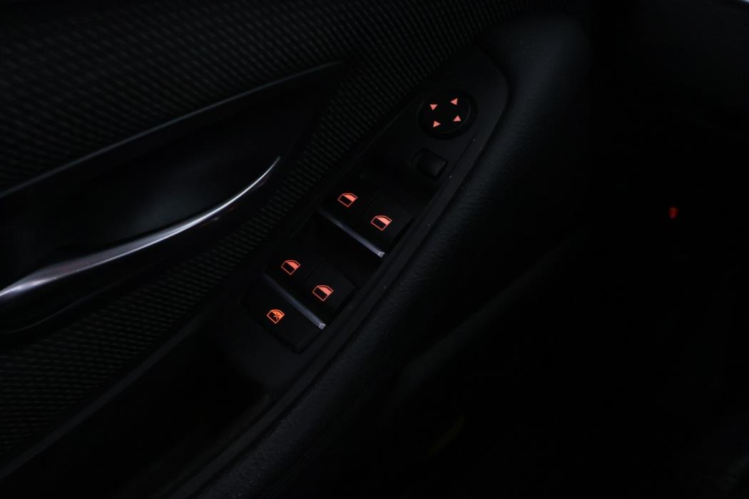 BMW 518 2014