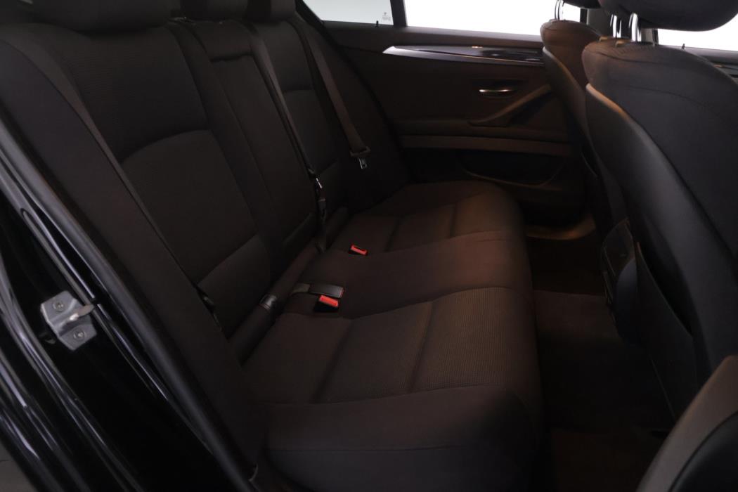 BMW 518 2014