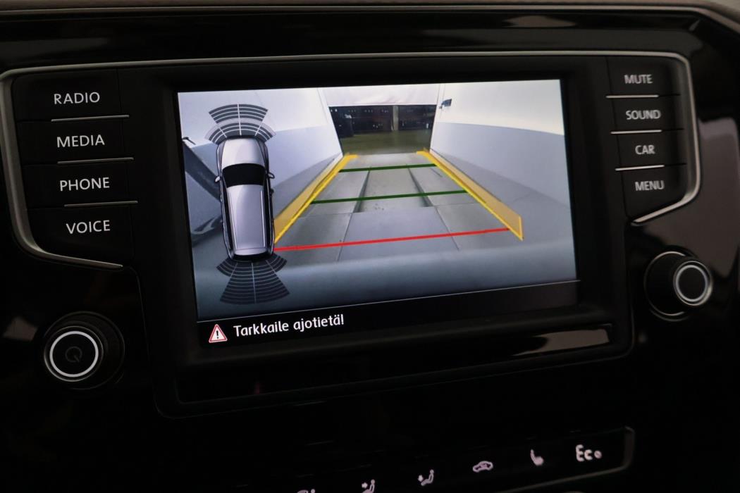 VOLKSWAGEN Passat 2016