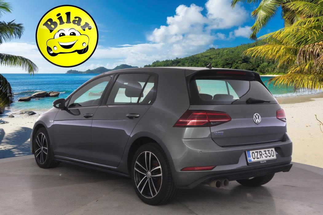 VOLKSWAGEN Golf 2021