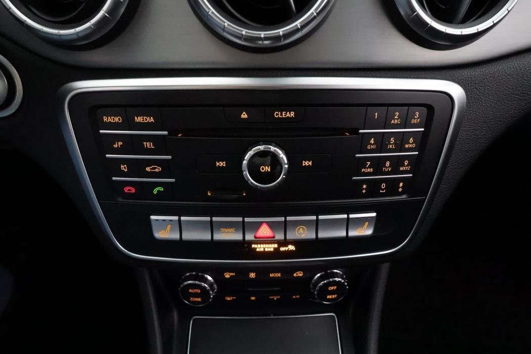 MERCEDES-BENZ CLA 2017