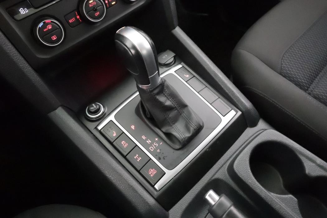 VOLKSWAGEN Amarok 2018
