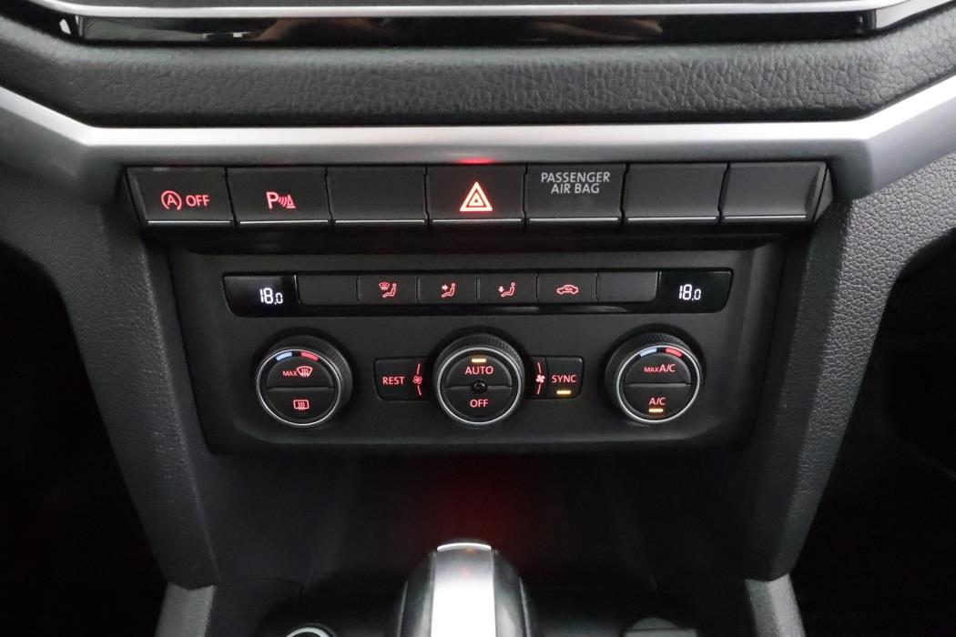 VOLKSWAGEN Amarok 2018