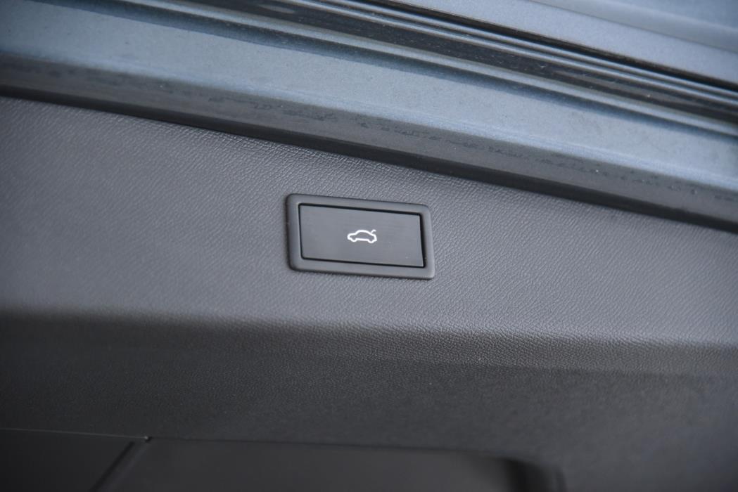 SEAT LEON SPORTSTOURER 2021