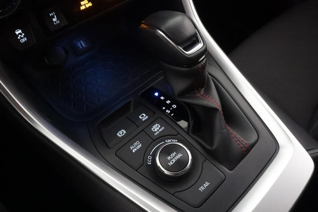 TOYOTA RAV4 PLUG-IN 2023