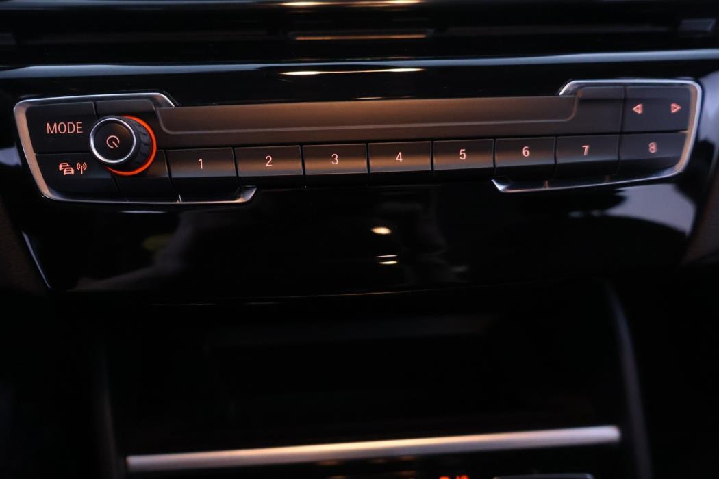 BMW 216 2020