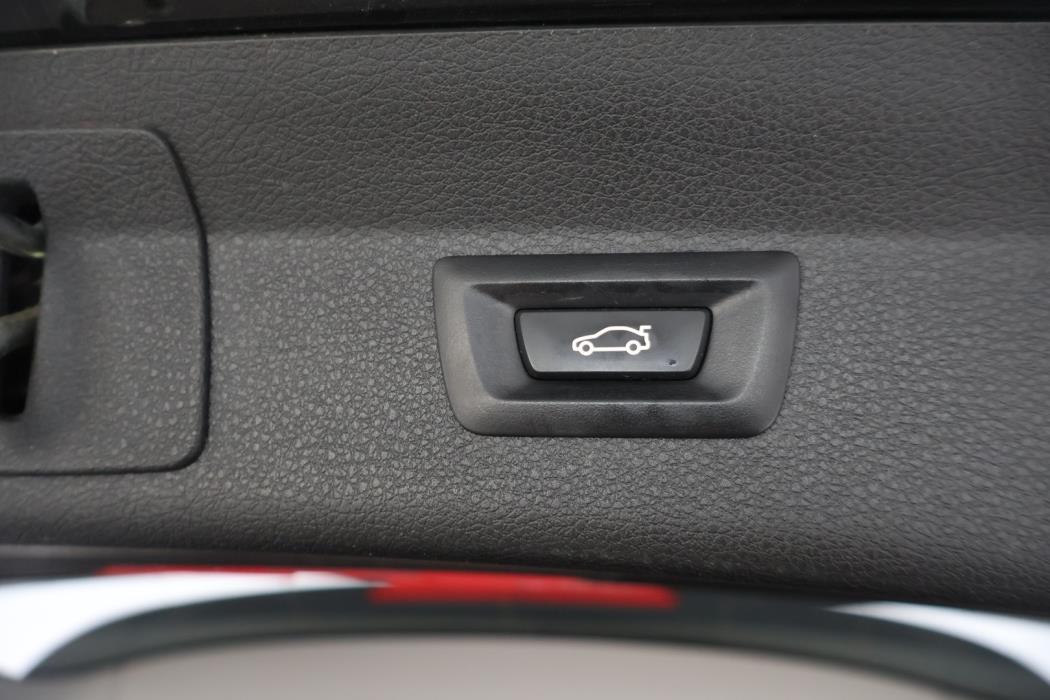BMW 216 2020