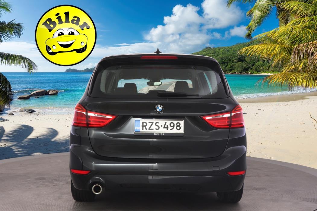 BMW 216 2020