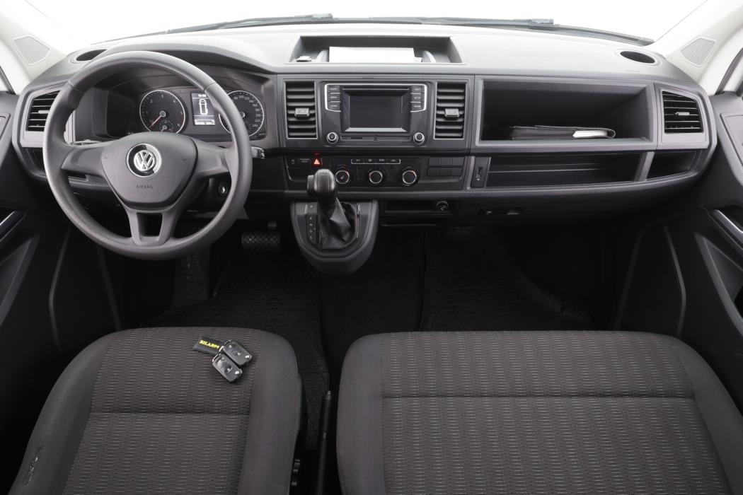 VOLKSWAGEN Caravelle 2016