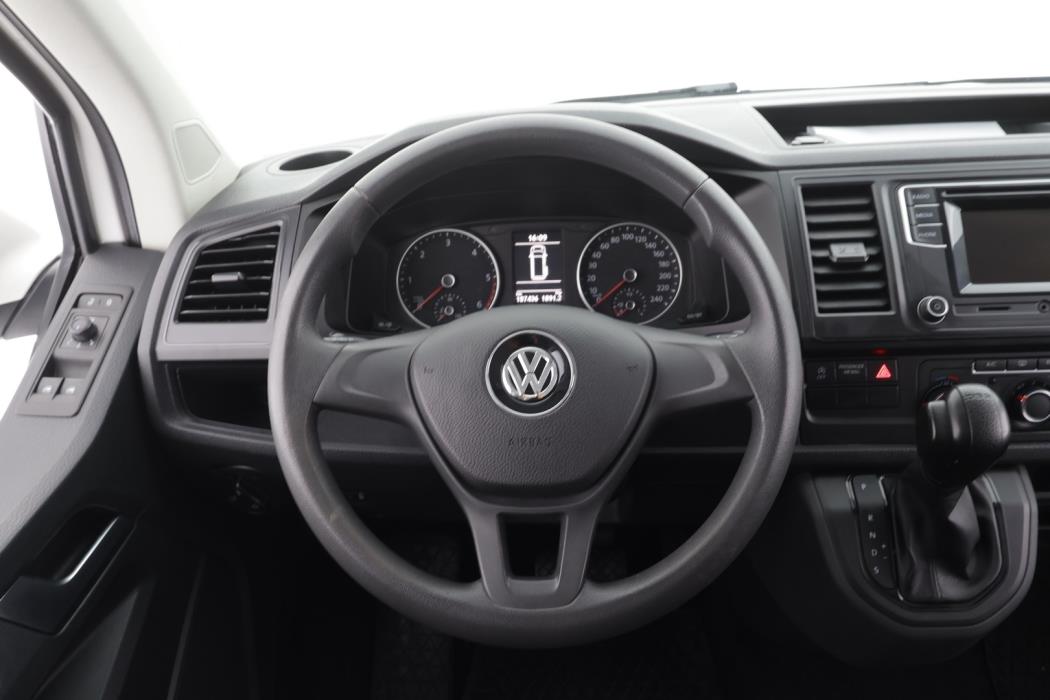 VOLKSWAGEN Caravelle 2016