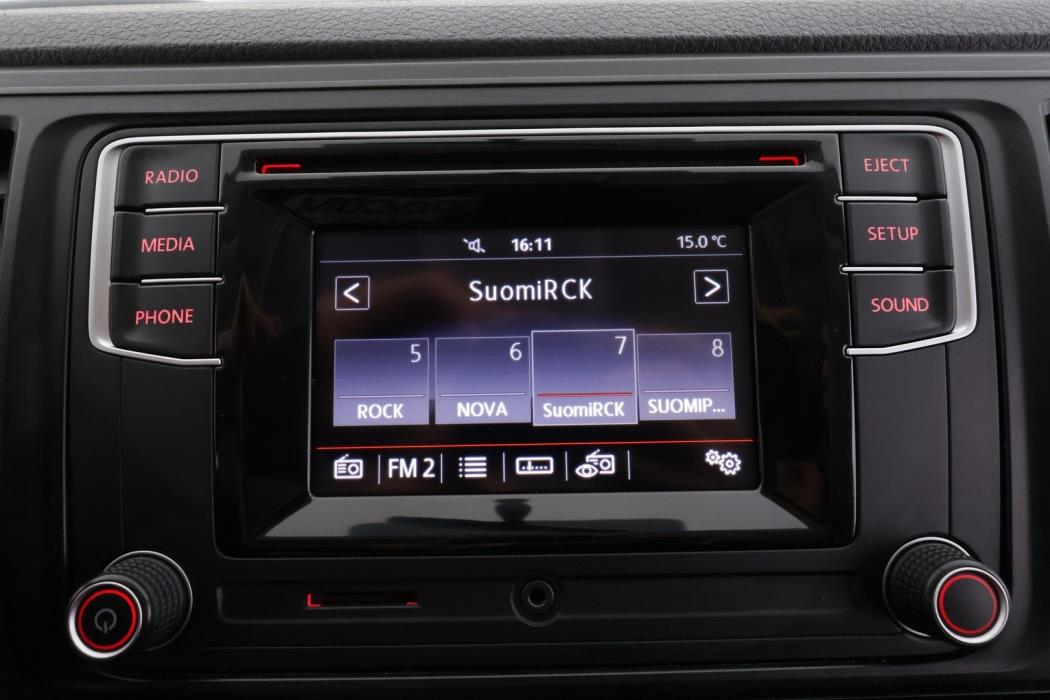 VOLKSWAGEN Caravelle 2016