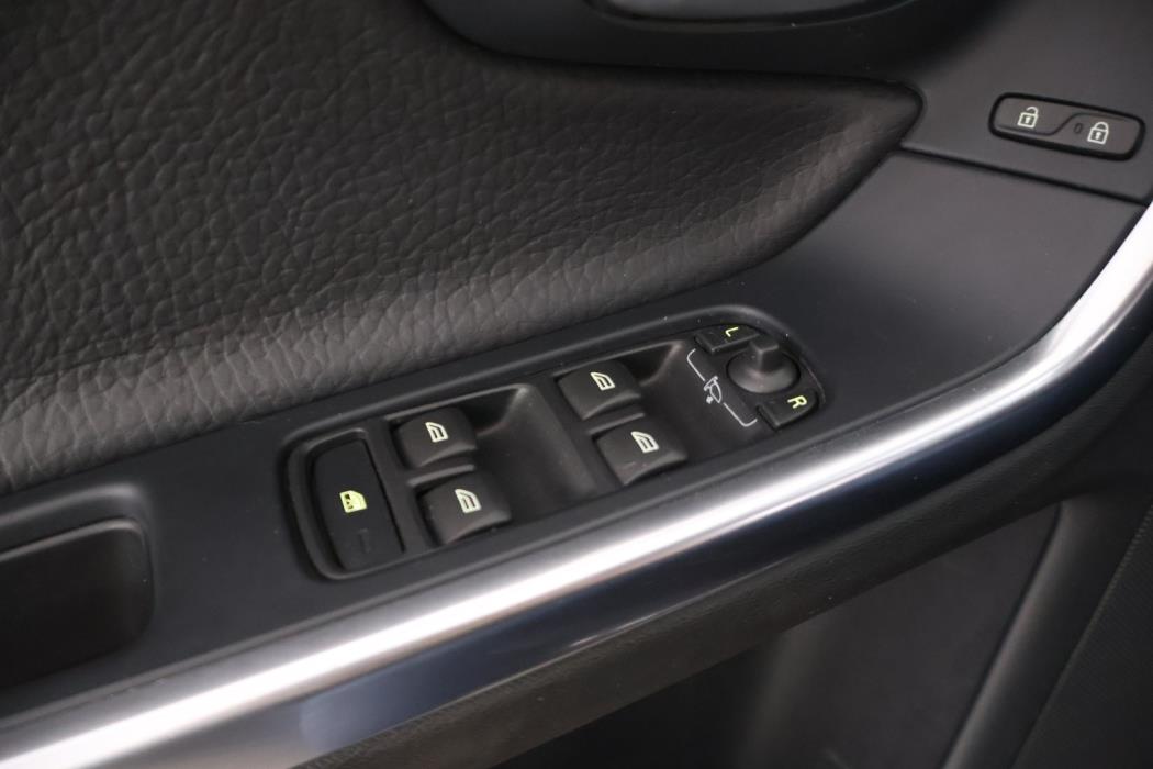 VOLVO V60 2010
