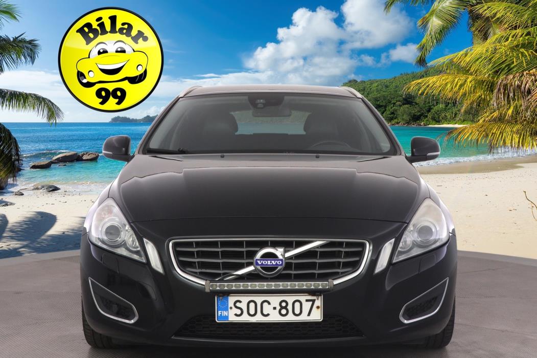 VOLVO V60 2010