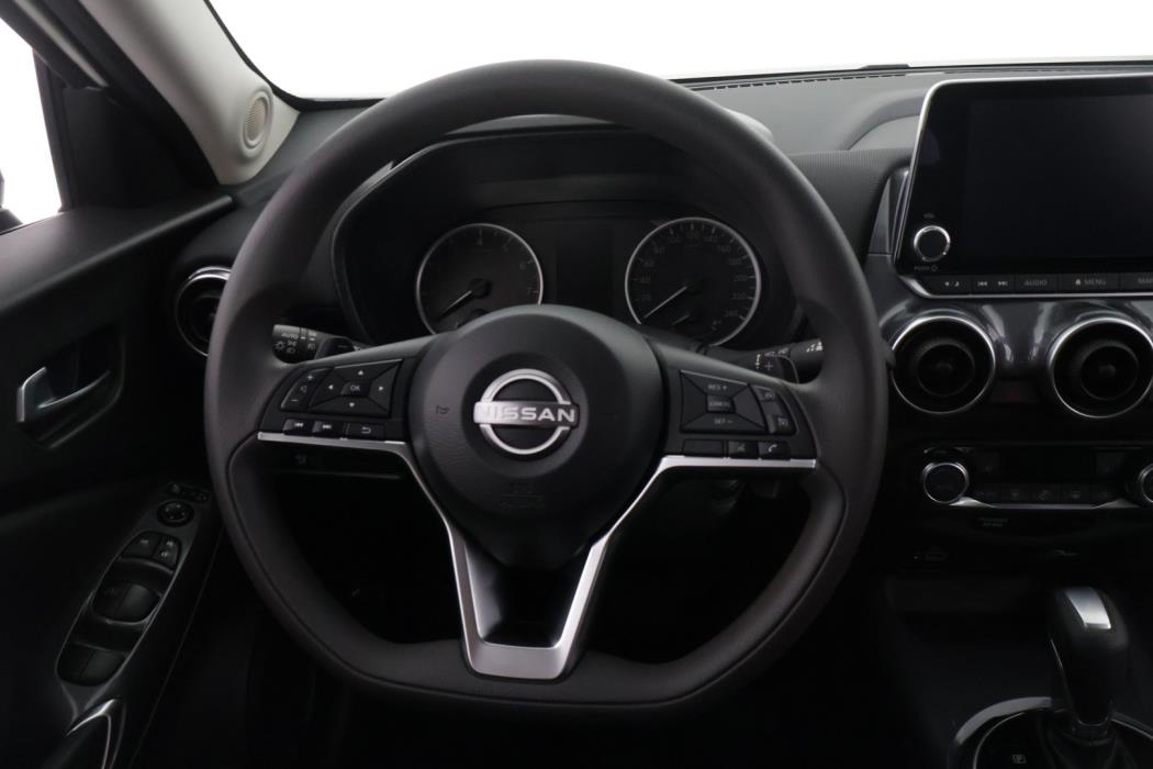 NISSAN Juke 2023