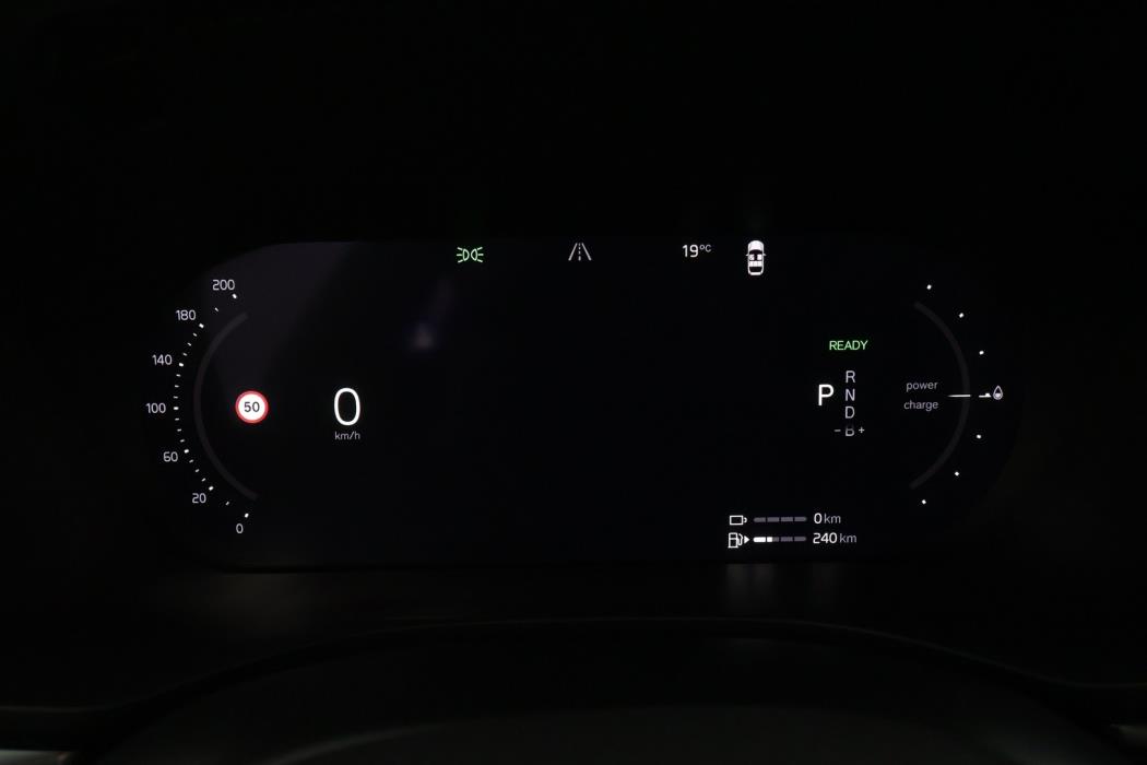 VOLVO XC60 2024