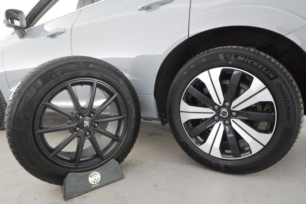 VOLVO XC60 2024