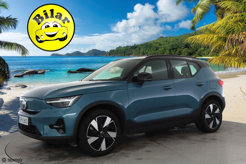 VOLVO XC40 2024