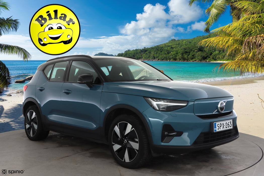 VOLVO XC40 2024
