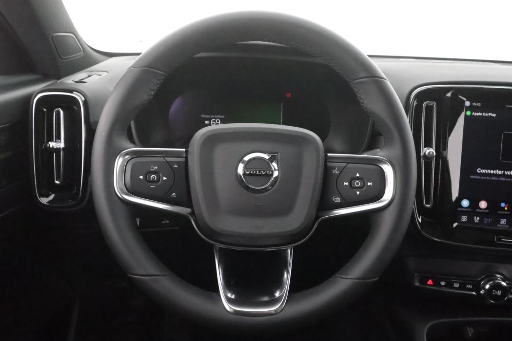 VOLVO C40 2022