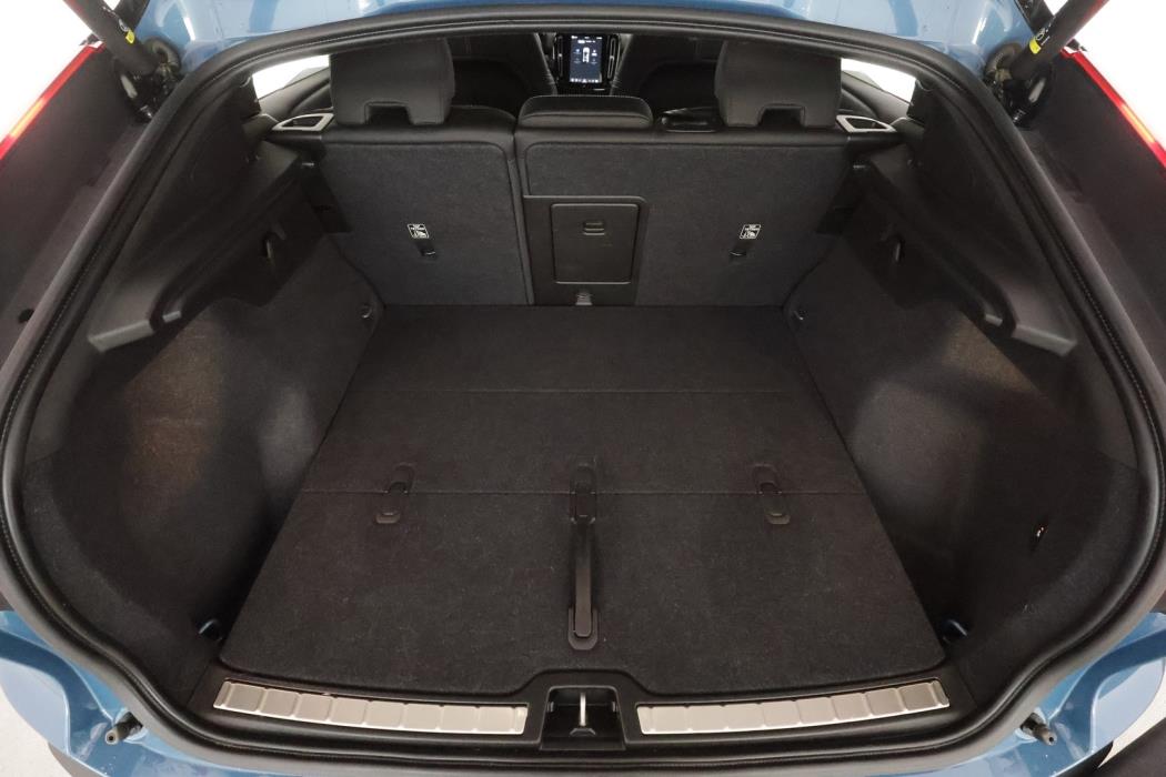 VOLVO C40 2022