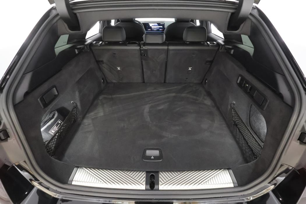 BMW I5 2025