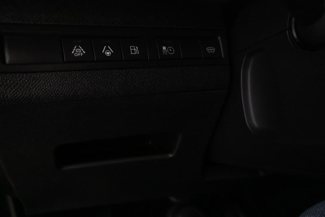 PEUGEOT 3008 2021