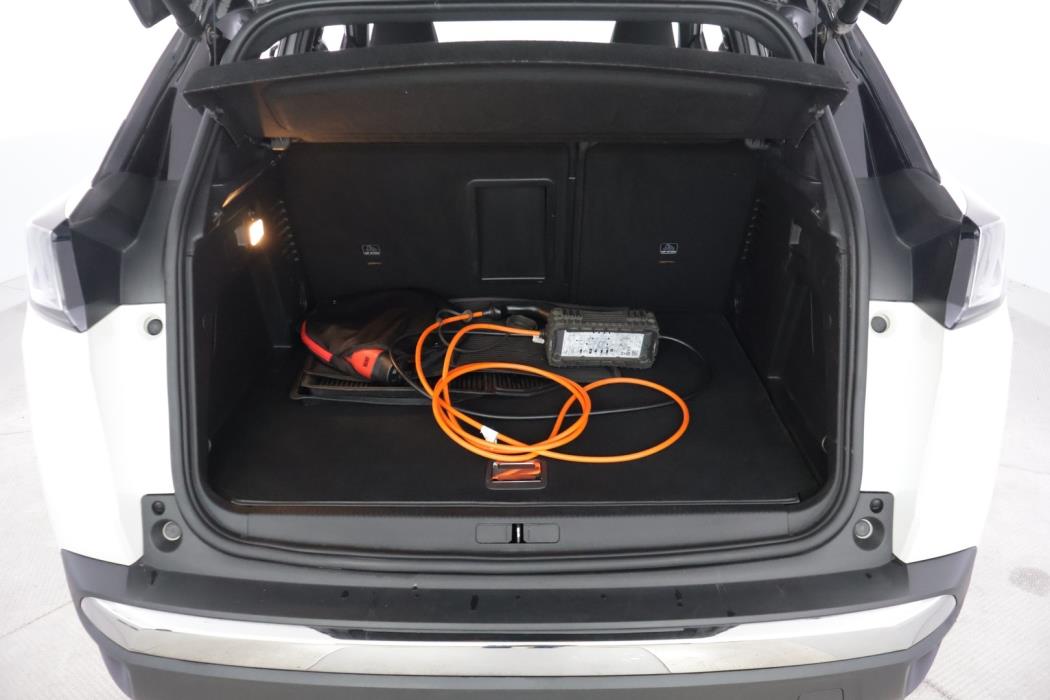 PEUGEOT 3008 2021