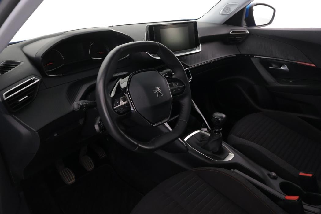 PEUGEOT 2008 2022