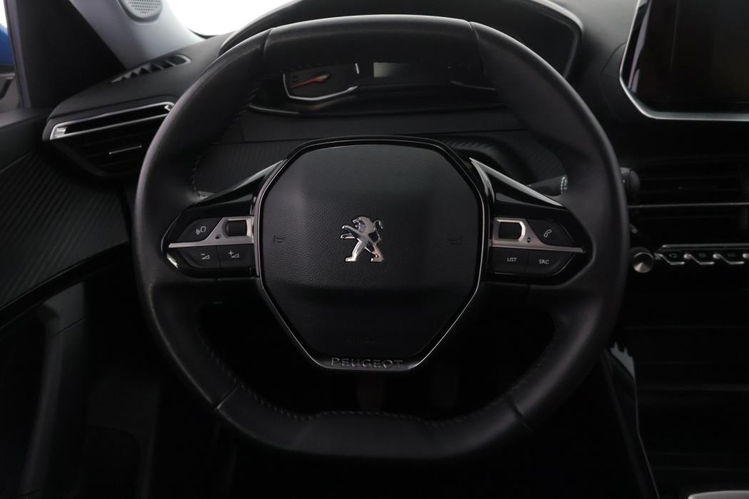 PEUGEOT 2008 2022
