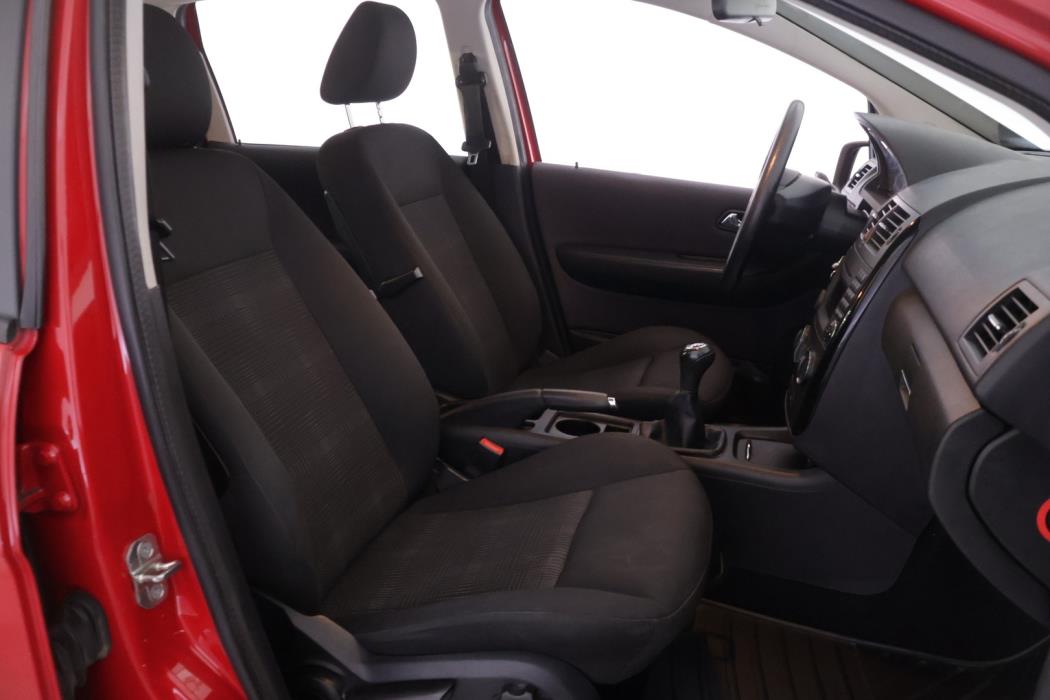 MERCEDES-BENZ A 2010