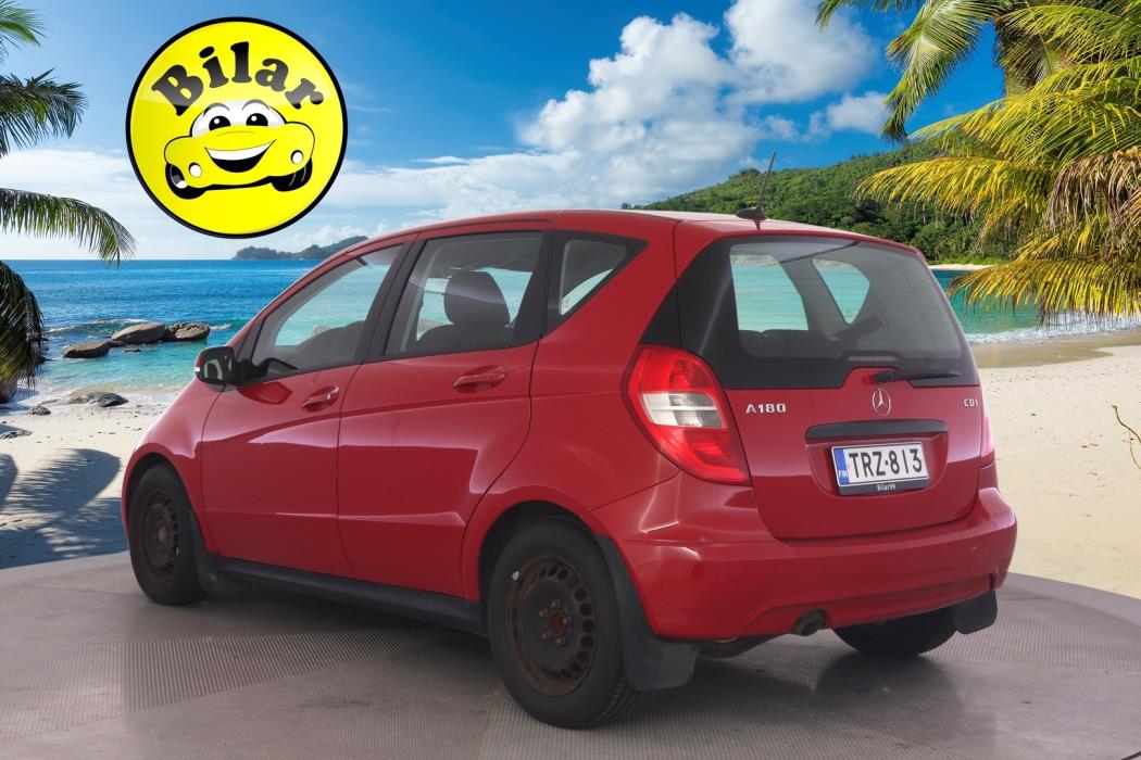 MERCEDES-BENZ A 2010