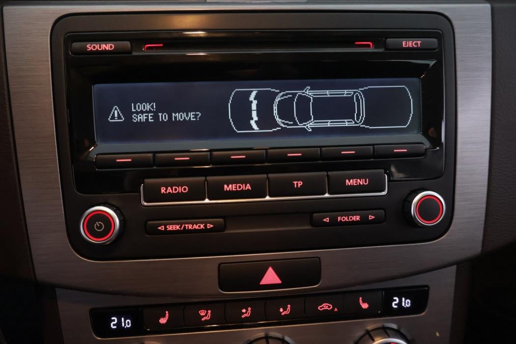 VOLKSWAGEN Passat 2014