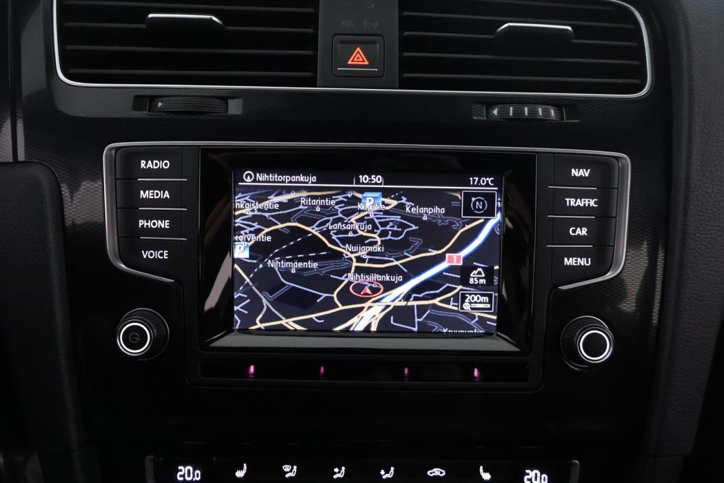 VOLKSWAGEN Golf 2015