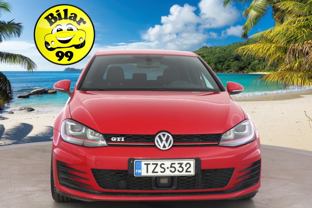 VOLKSWAGEN Golf 2015