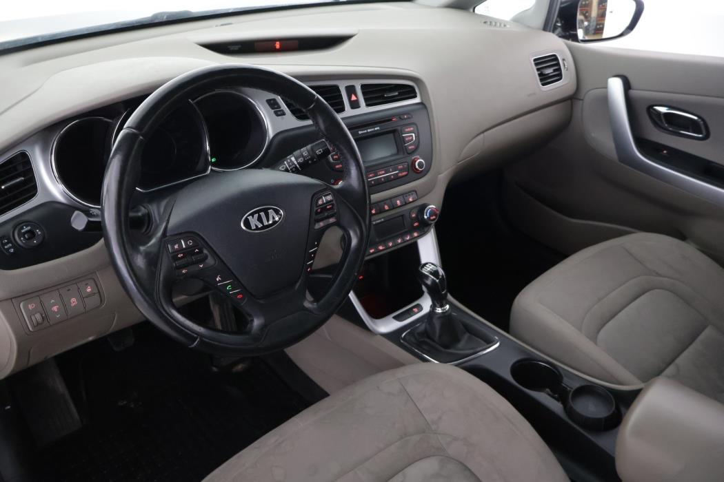 KIA cee'd 2013