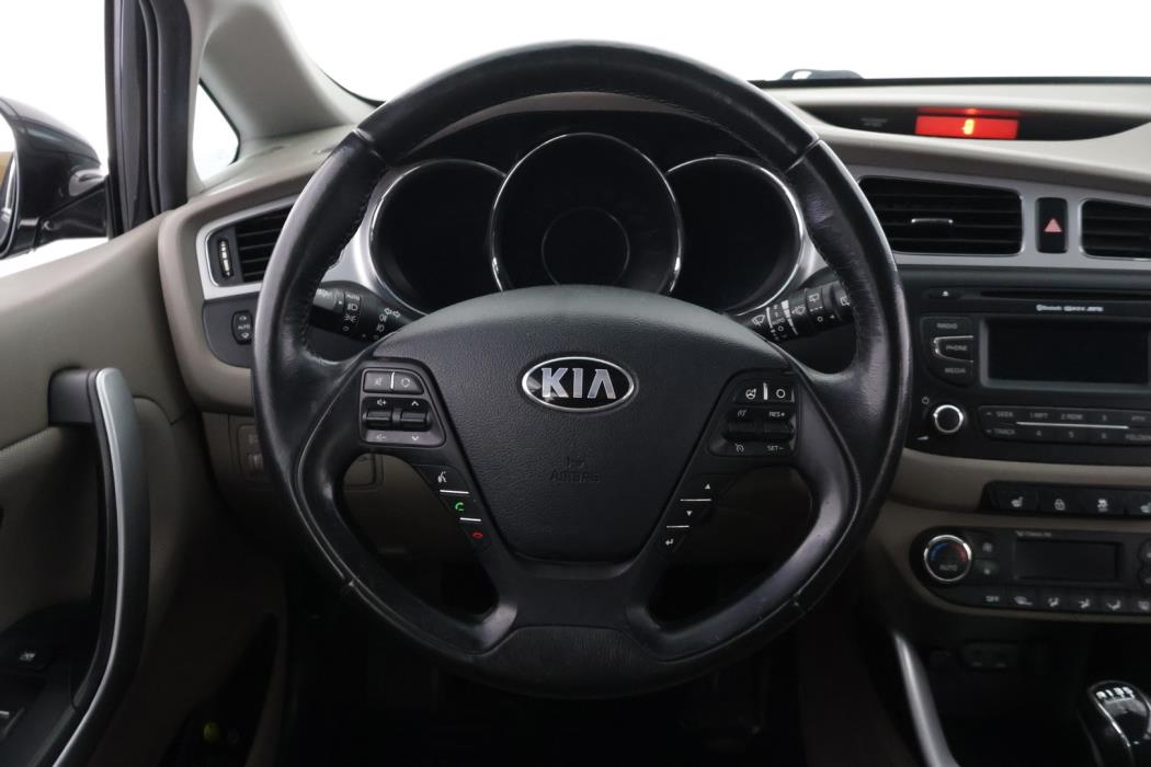 KIA cee'd 2013