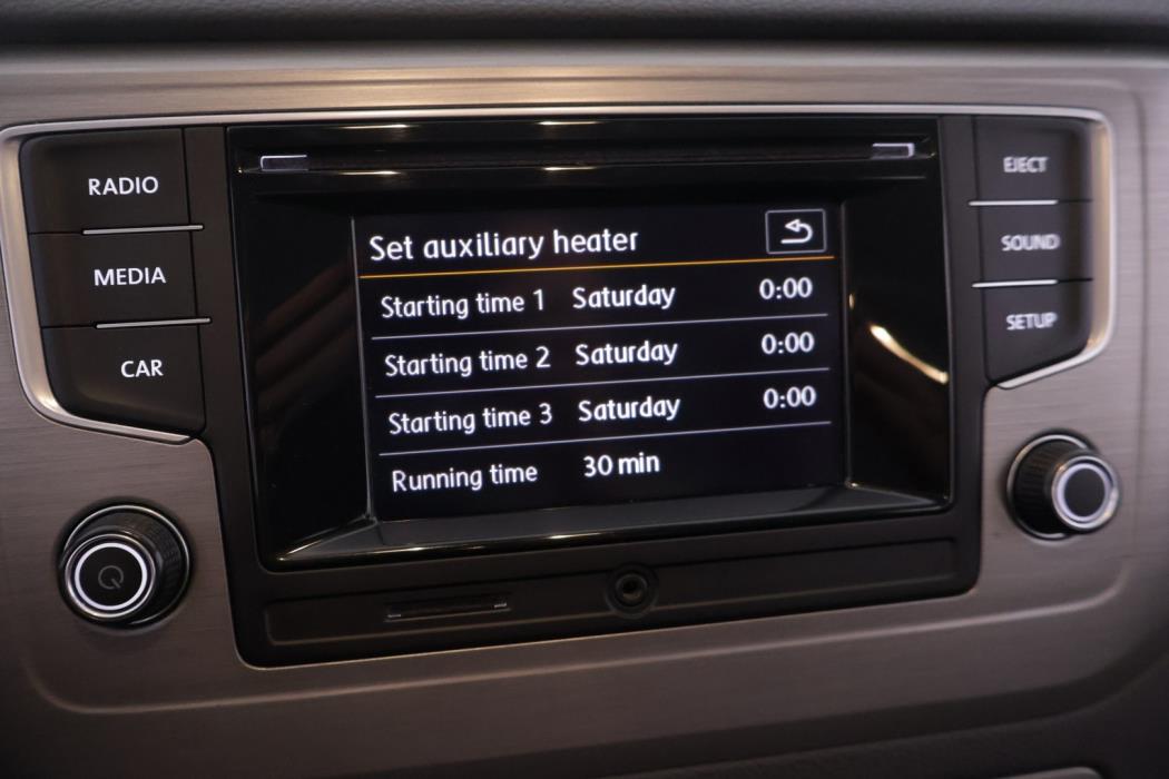 VOLKSWAGEN Golf Sportsvan 2015