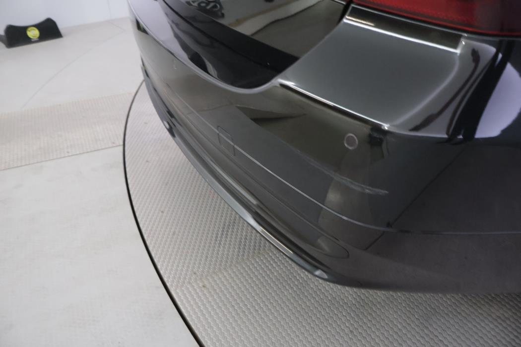 BMW 330 2006