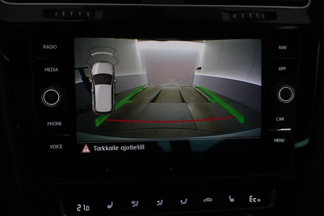 VOLKSWAGEN Golf 2018