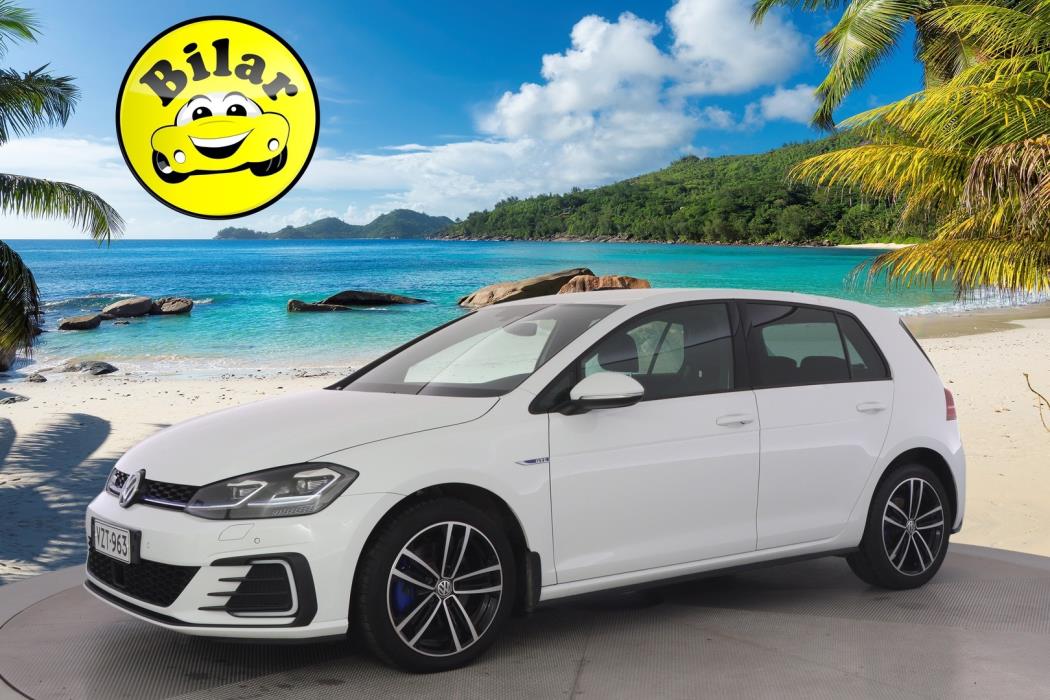 VOLKSWAGEN Golf 2018
