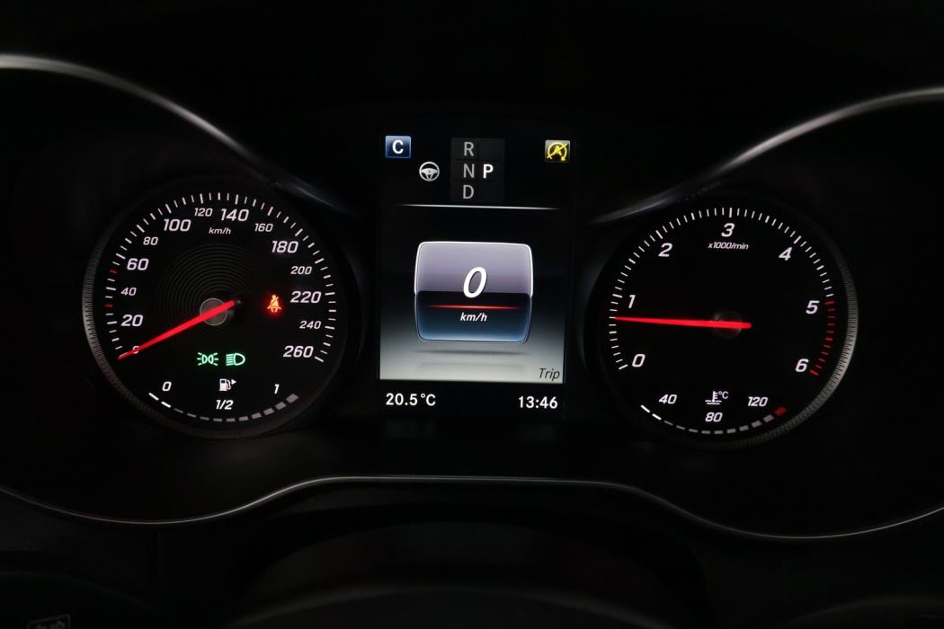 MERCEDES-BENZ C 2016