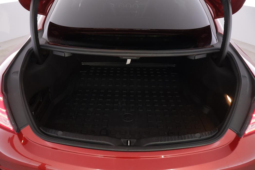 MERCEDES-BENZ C 2016