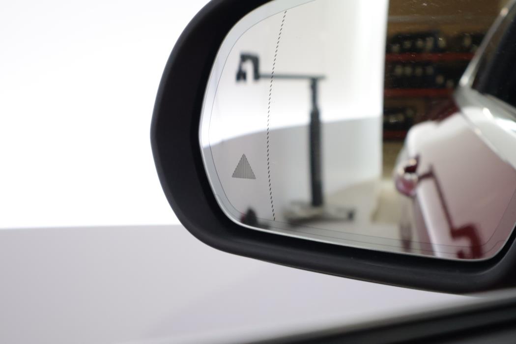 MERCEDES-BENZ C 2016