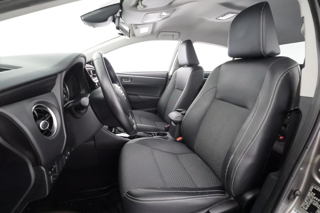 TOYOTA Corolla 2017