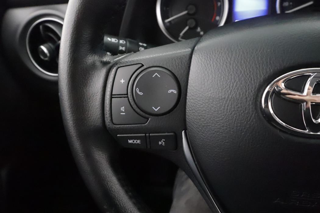 TOYOTA Corolla 2017
