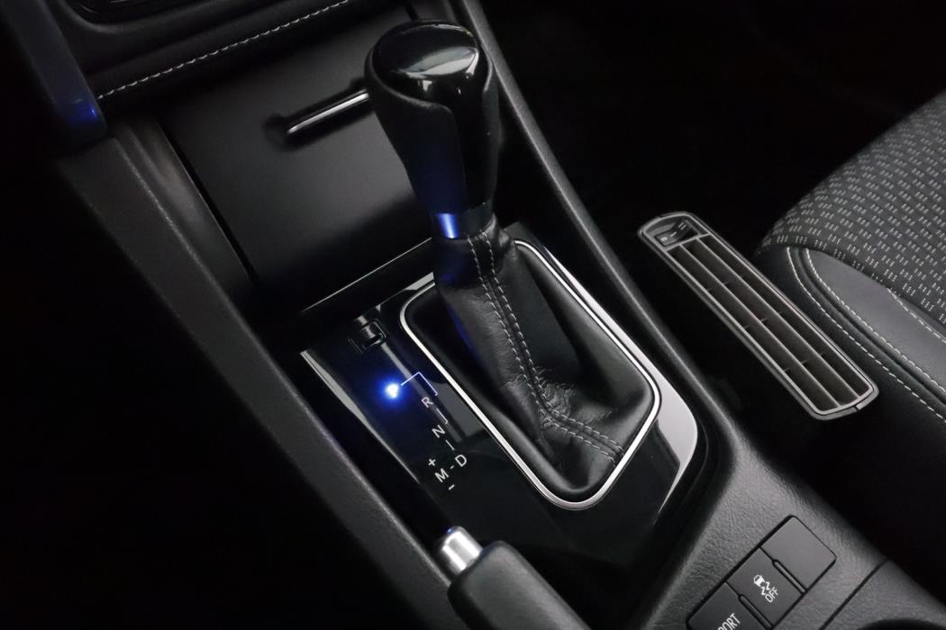 TOYOTA Corolla 2017
