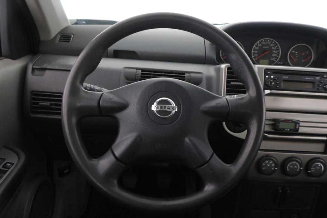 NISSAN X-TRAIL 2005