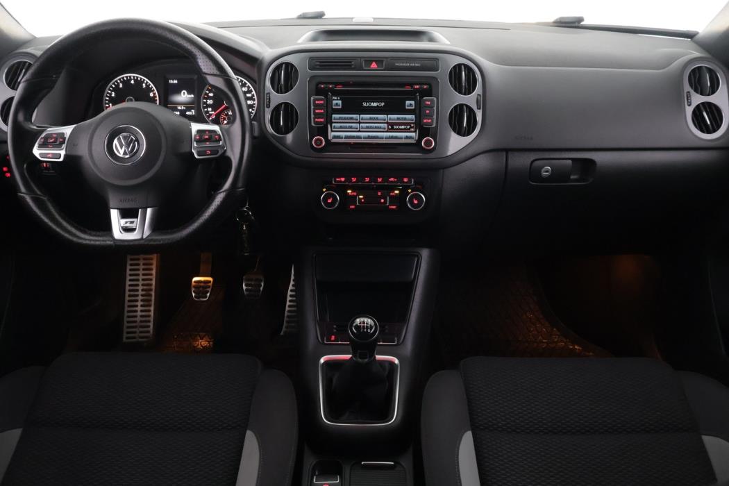 VOLKSWAGEN Tiguan 2015