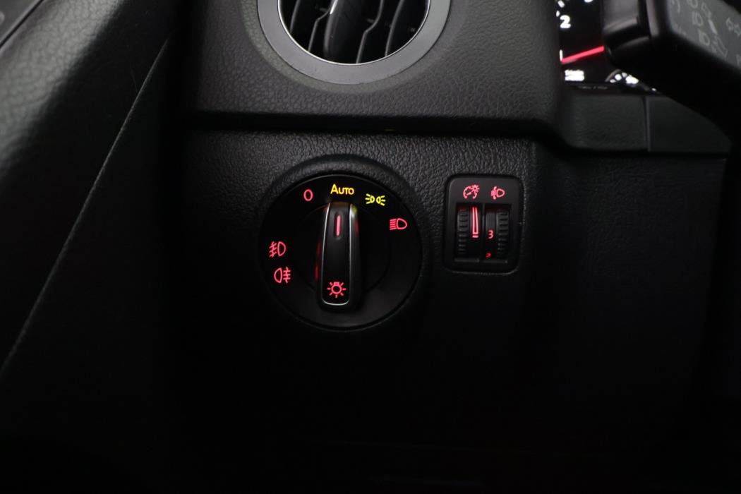 VOLKSWAGEN Tiguan 2015