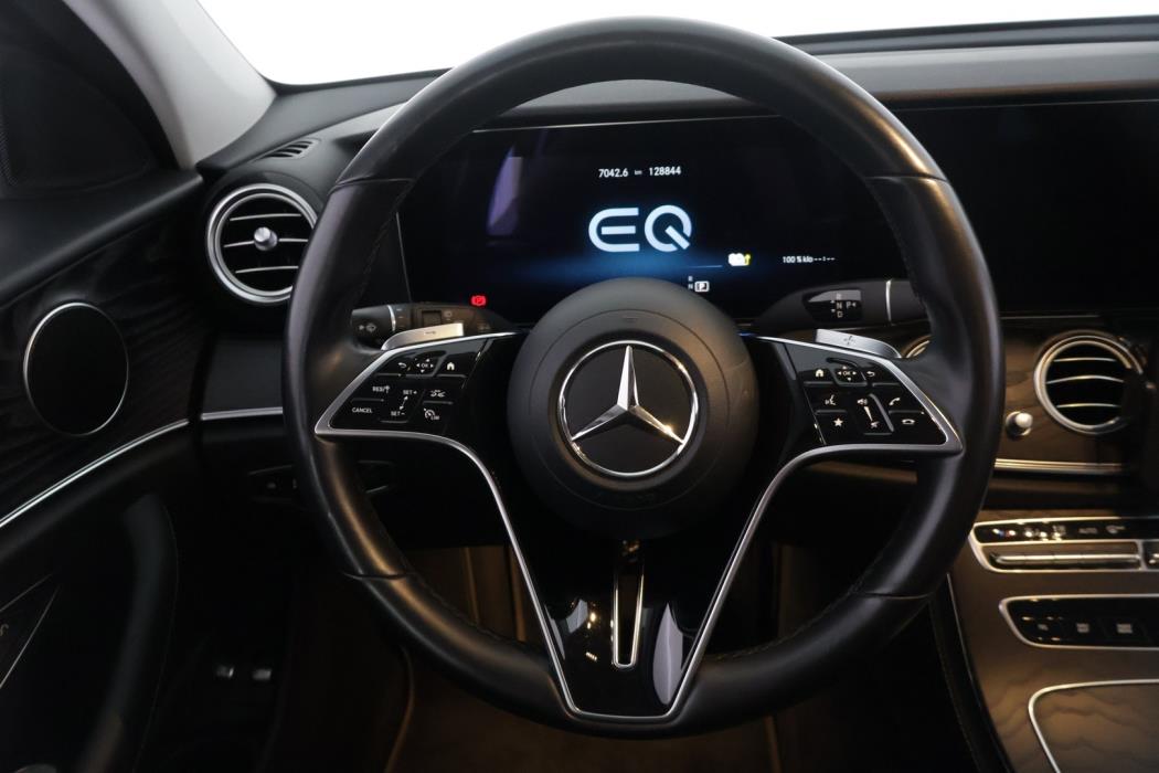 MERCEDES-BENZ E 2021